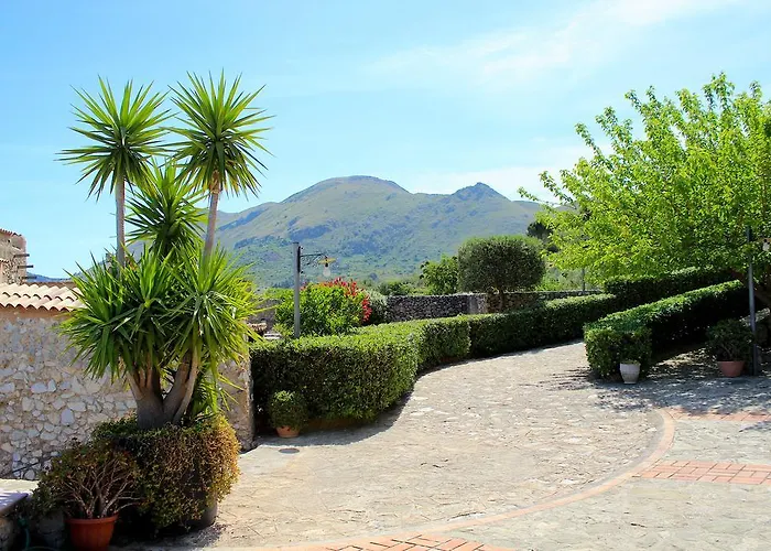 Casale Maddalena Vila *